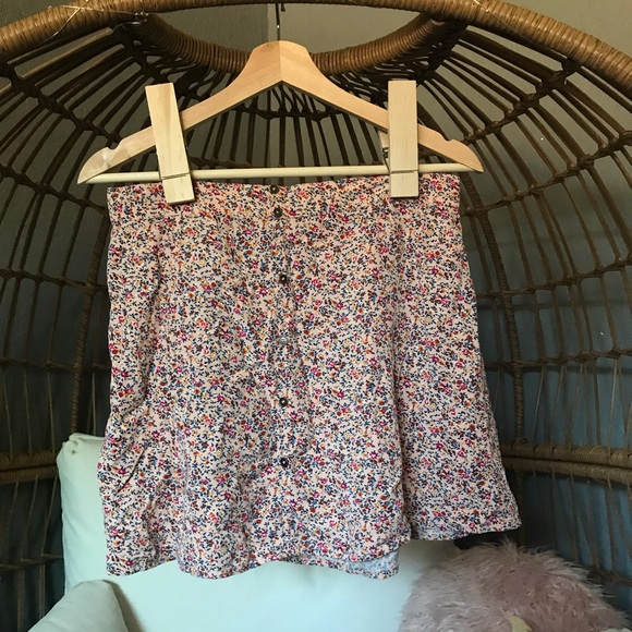 Xhilaration Dresses & Skirts - Xhilaration Floral Skirt Xhilaration Dresses & Skirts - Xhilaration Floral Skirt